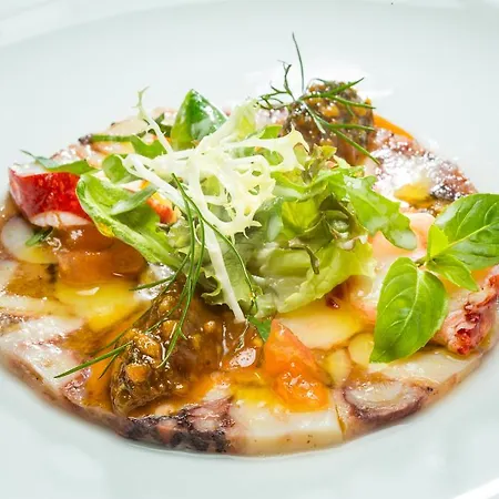 Der Erlhof Restaurant & Hotell