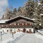 Der Erlhof Restaurant & Hotel Zell am See