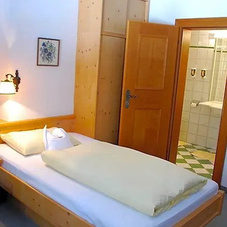 Der Erlhof Restaurant & Landhotel 3*