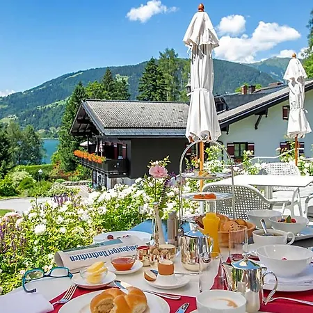 Der Erlhof Restaurant & Hotell 3*