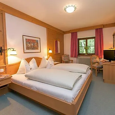 Ξενοδοχείο Der Erlhof Restaurant & Landhotel Τσελ αμ Ζέε