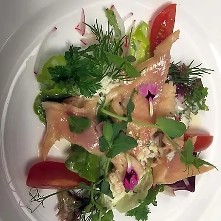 Der Erlhof Restaurant & Hotell