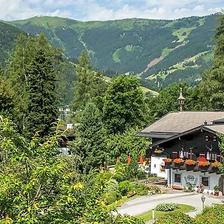 Der Erlhof Restaurant & Landhotel Τσελ αμ Ζέε