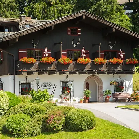 Der Erlhof Restaurant & 3* 젤암제