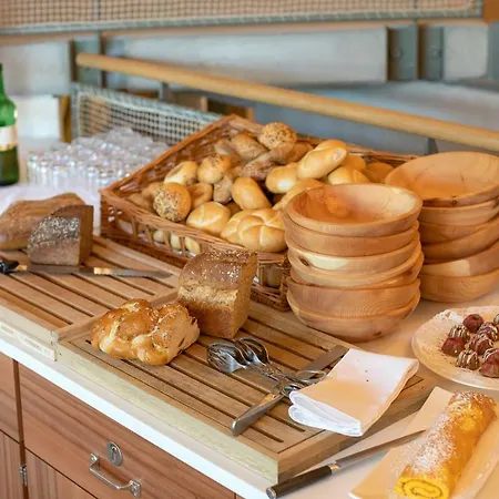 مطعم وفندق در إرلهوف