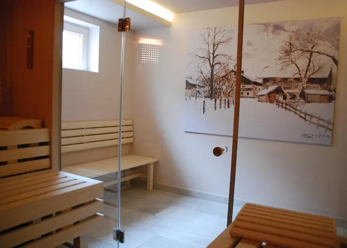 Der Erlhof Restaurant & 호텔 3*