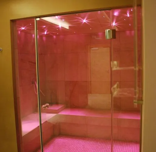 Der Erlhof Restaurant & 젤암제